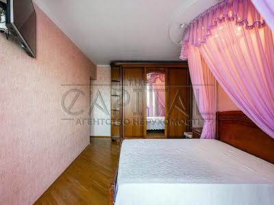 квартира по адресу Дарницкий бульв., 1