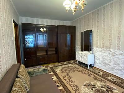 квартира по адресу Генерала Петрова ул., 27/5