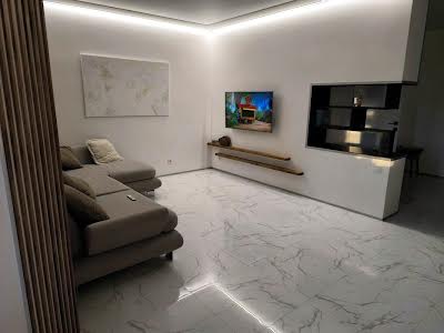 квартира за адресою Драгоманова вул., 2б