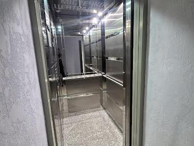 квартира за адресою Височана вул., 18
