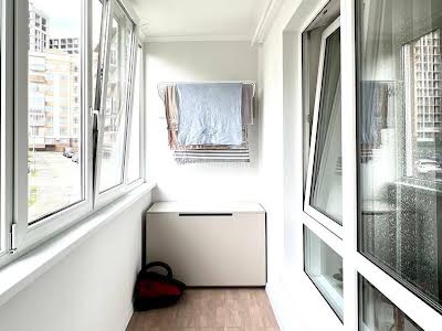 квартира за адресою Метрологічна вул., 25-А