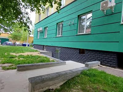 комерційна за адресою вул. Тиха, 7