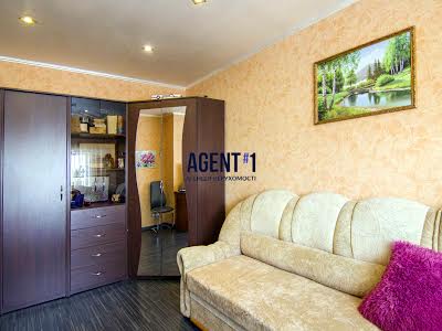 квартира за адресою Сонячна вул., 9