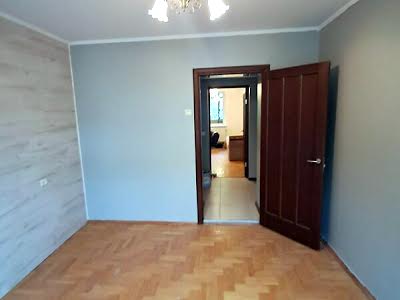 квартира за адресою Академіка Андрія Сахарова вул., 7