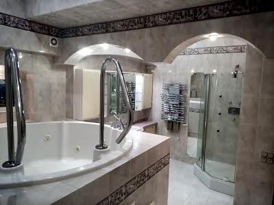квартира за адресою Академіка Богомольця вул., 5