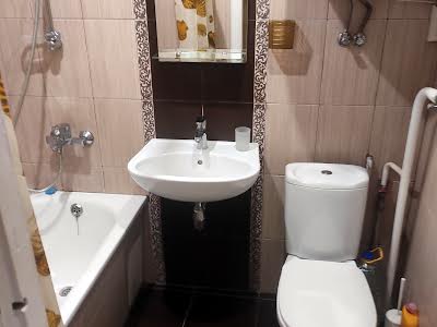 квартира за адресою Степана Бандери вул. (Шмідта), 25-А
