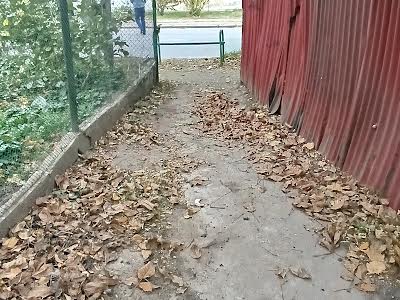 комерційна за адресою Свободи просп., 1