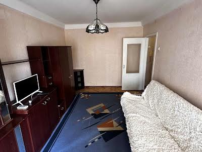 квартира за адресою Митрополита Василя Липківського вул. (Урицького), 9