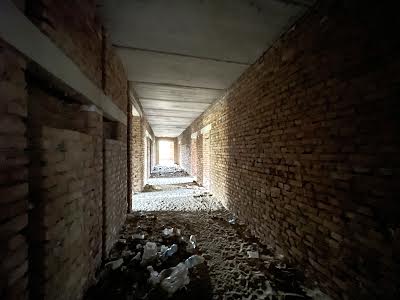 комерційна за адресою Броварська, 1 А