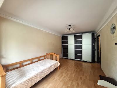 квартира за адресою Ярослава Гашека бульв., 8