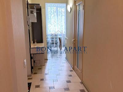 квартира за адресою Євгена Коновальця вул. (Щорса), 7-9