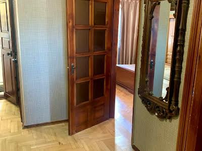 квартира за адресою Тарасівська вул., 20