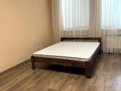 квартира за адресою Миколи Амосова вул., 3