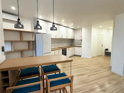 квартира за адресою Академіка Глушкова просп., 9-В