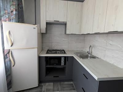 квартира за адресою Райдужна вул., 3-Б