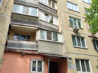 квартира за адресою Свободи, 30Б