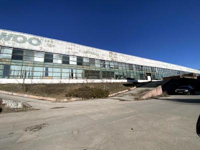 комерційна за адресою Новобудівельна вул., 34