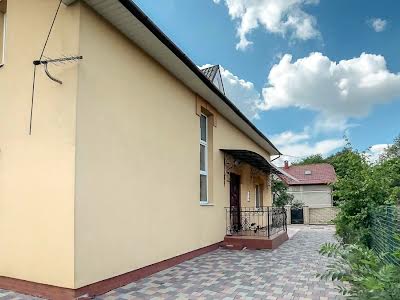 будинок за адресою Прикарпатська, 1б