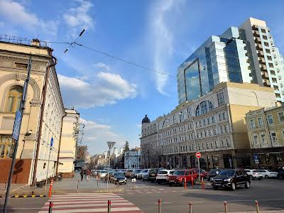 квартира за адресою Лисенка вул., 8
