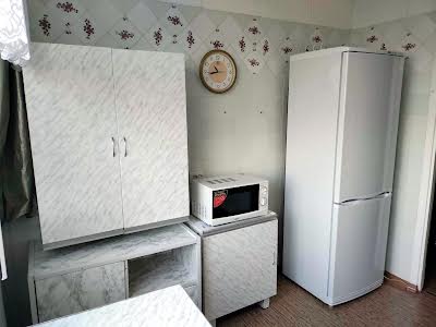 квартира за адресою Озерна вул., 16