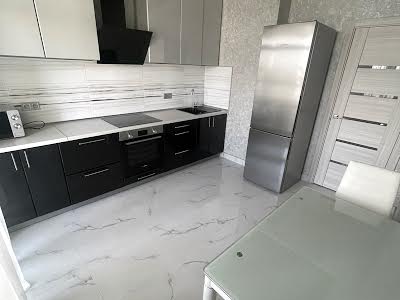 квартира по адресу Драгоманова ул., 10