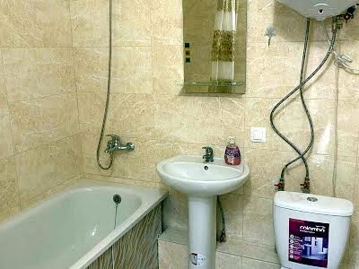 квартира за адресою Вишняківська вул., 4