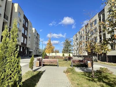 квартира за адресою Михайла Дерегуса вул. (Янтарна), 44