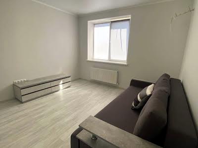 квартира за адресою Академіка Сахарова вул., 16