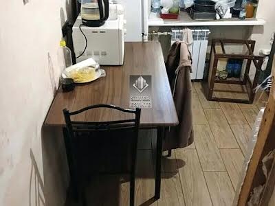 квартира за адресою Карпенка-Карого вул., 5-А
