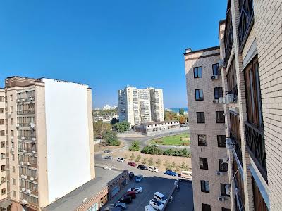квартира за адресою Лазурна вул. (Гайдара), 2б1