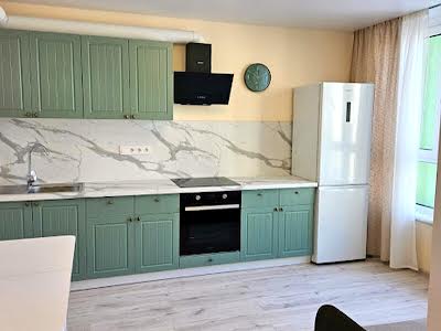 квартира за адресою Михайла Максимовича вул. (Онуфрія Трутенка), 32б