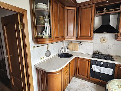 квартира за адресою Кудрявська вул., 31/33