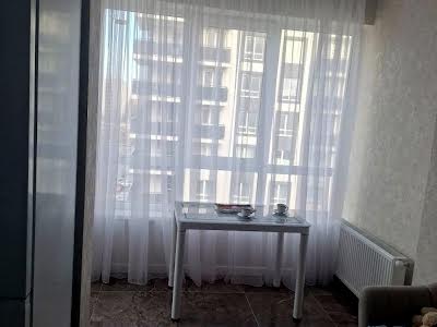 квартира за адресою Трускавецька вул., 123