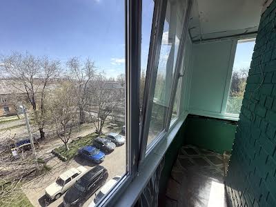 квартира по адресу Строителей ул., 15-А