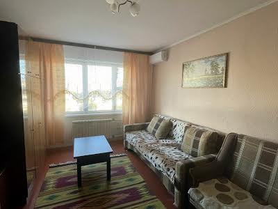 квартира по адресу Червоной Калины просп. (Владимира Маяковского), 26-Б