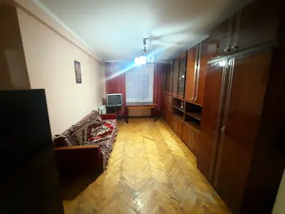 квартира за адресою Ігоря Качуровського пров. (Миколи Руднєва), 1-А