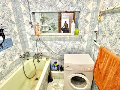 квартира за адресою Нескорених вул., 31б