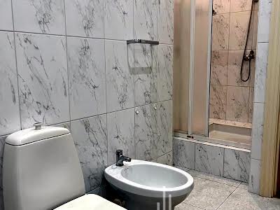 квартира за адресою Заньковецької вул., 4