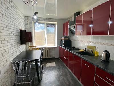 квартира по адресу Незалежності бульв. (50 років Жовтня), 6
