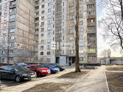 квартира за адресою Мохнацька, 85