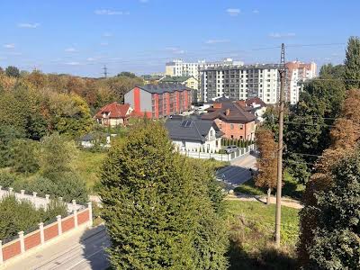 квартира за адресою Винники, Сухомлинського вул., 14