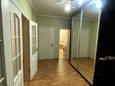 квартира за адресою Драгоманова вул., 6а