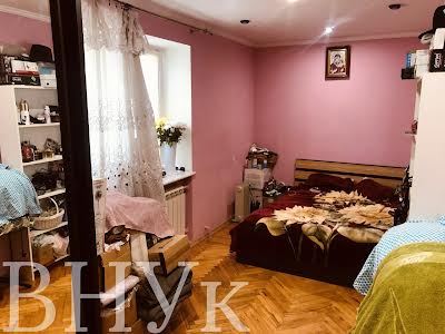 квартира за адресою Братів Дужих вул. (Володимира Комарова), 14а