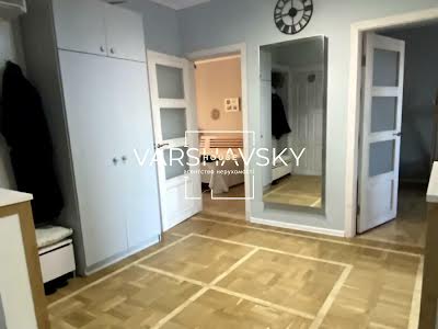 квартира за адресою євпопейського союзу, 17-Б