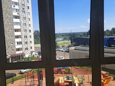 квартира за адресою Ревуцького вул., 54-Б