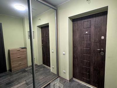квартира за адресою Соломії Крушельницької вул., 13