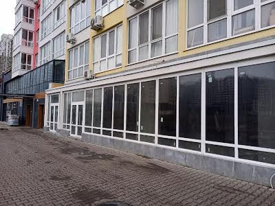 комерційна за адресою Перлинна вул., 3а