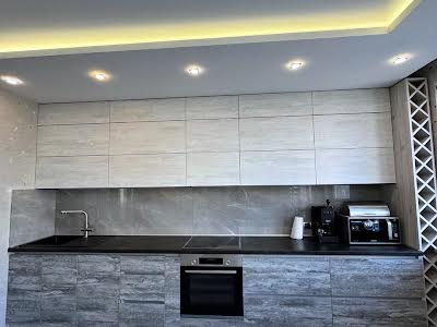 квартира за адресою Перлинна вул., 3