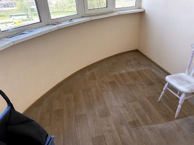 квартира за адресою Саперно-Слобідська вул., 8
