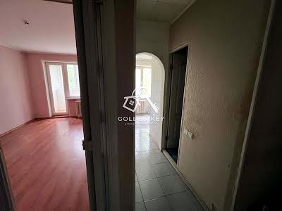 квартира за адресою Співдружності, 32